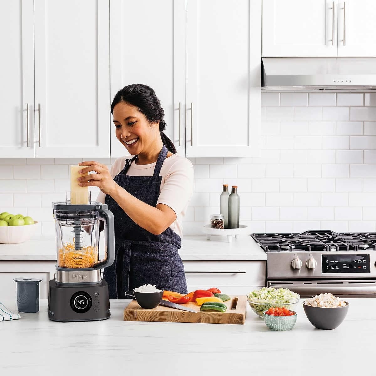 image:imageNinja CO401B Foodi Power Blender Ultimate System with 72 oz Blending amp Food Processing Pitcher XL Smoothie Bowl Maker and Nutrient Extractor amp 7 Functions Black Renewed